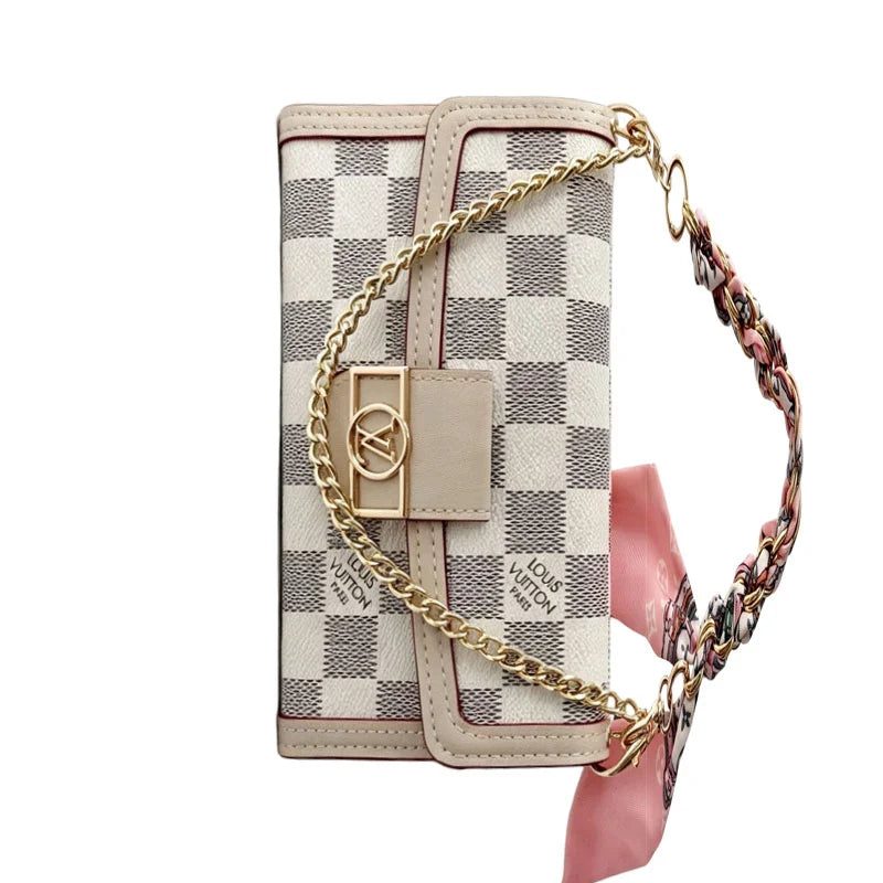 Luxury Leather Louis Vuitton iPhone Case With Flip Wallet And Chain 12-18 Pro & Pro Max