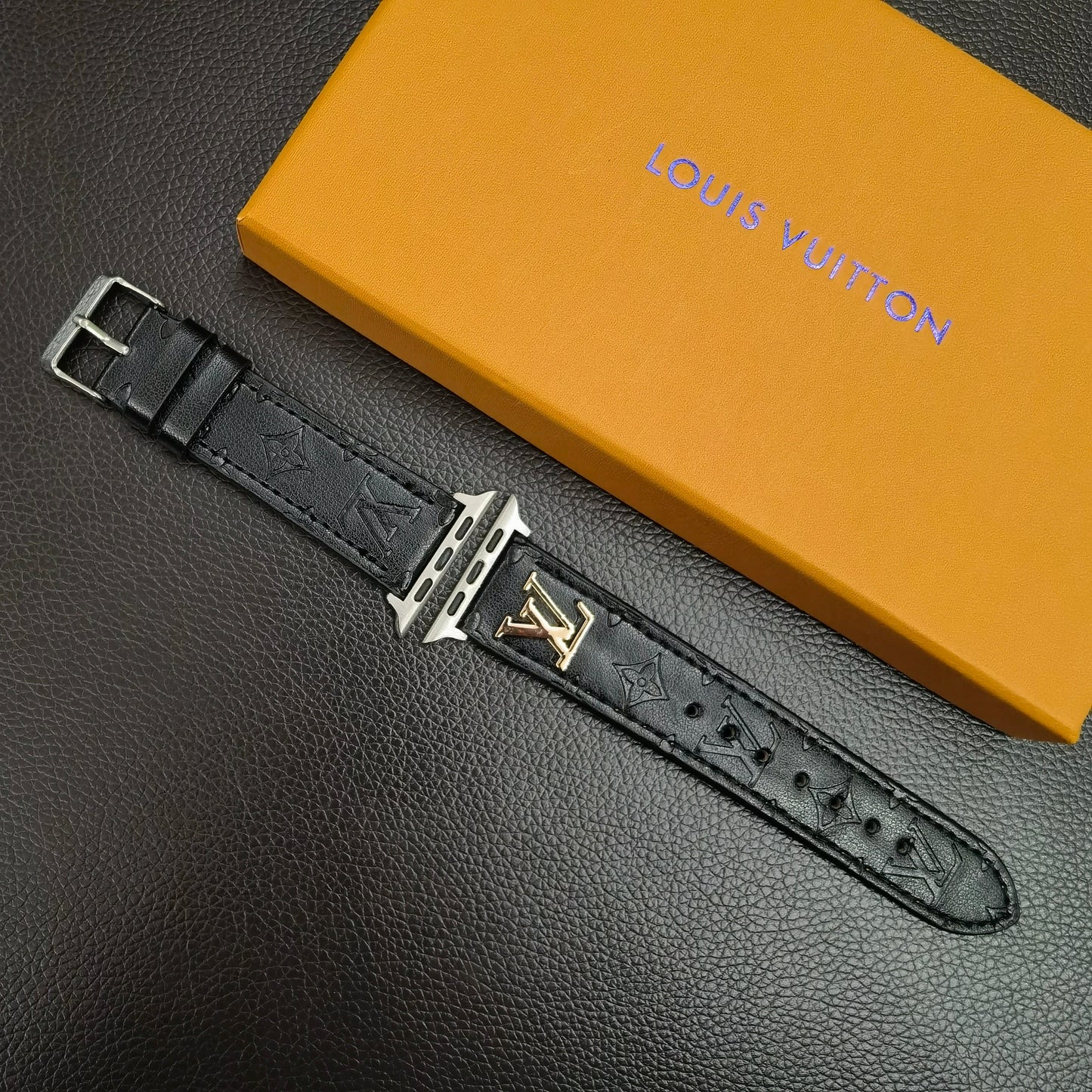 BAND METAL LOGO 3D EMBOSSED MONOGRAM LEATHER APPLE WATCH Roxy New