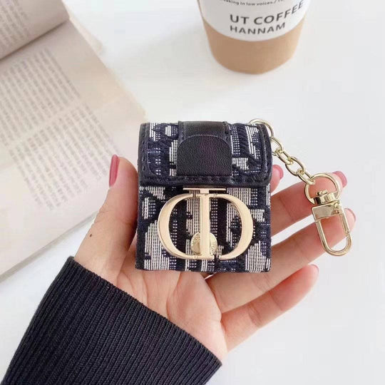 Iconic Luxury AirPods Case Fashionable Accessory Roxy New