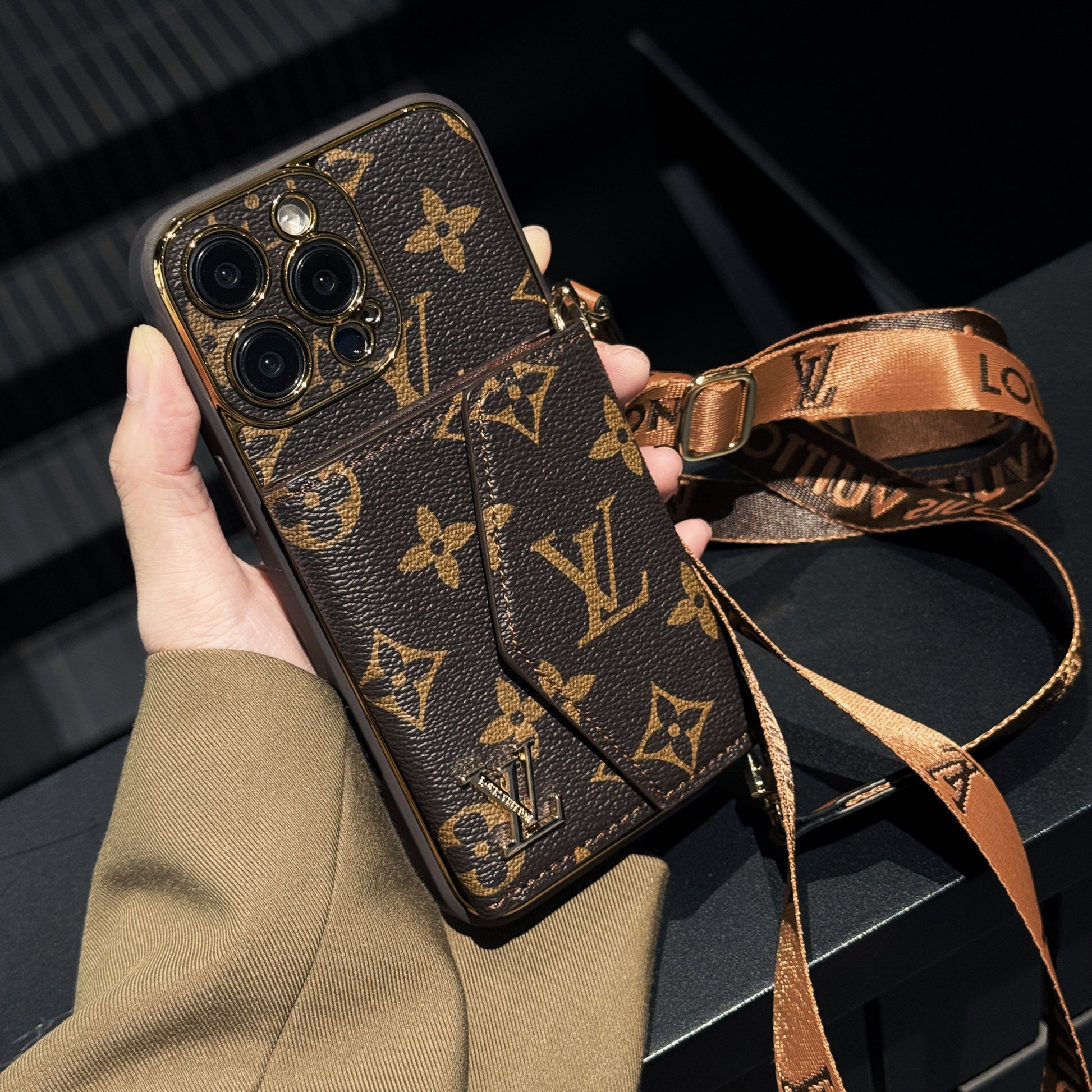 Luxury Monogram Canvas Leather Card Holder iPhone Case Roxy New 2