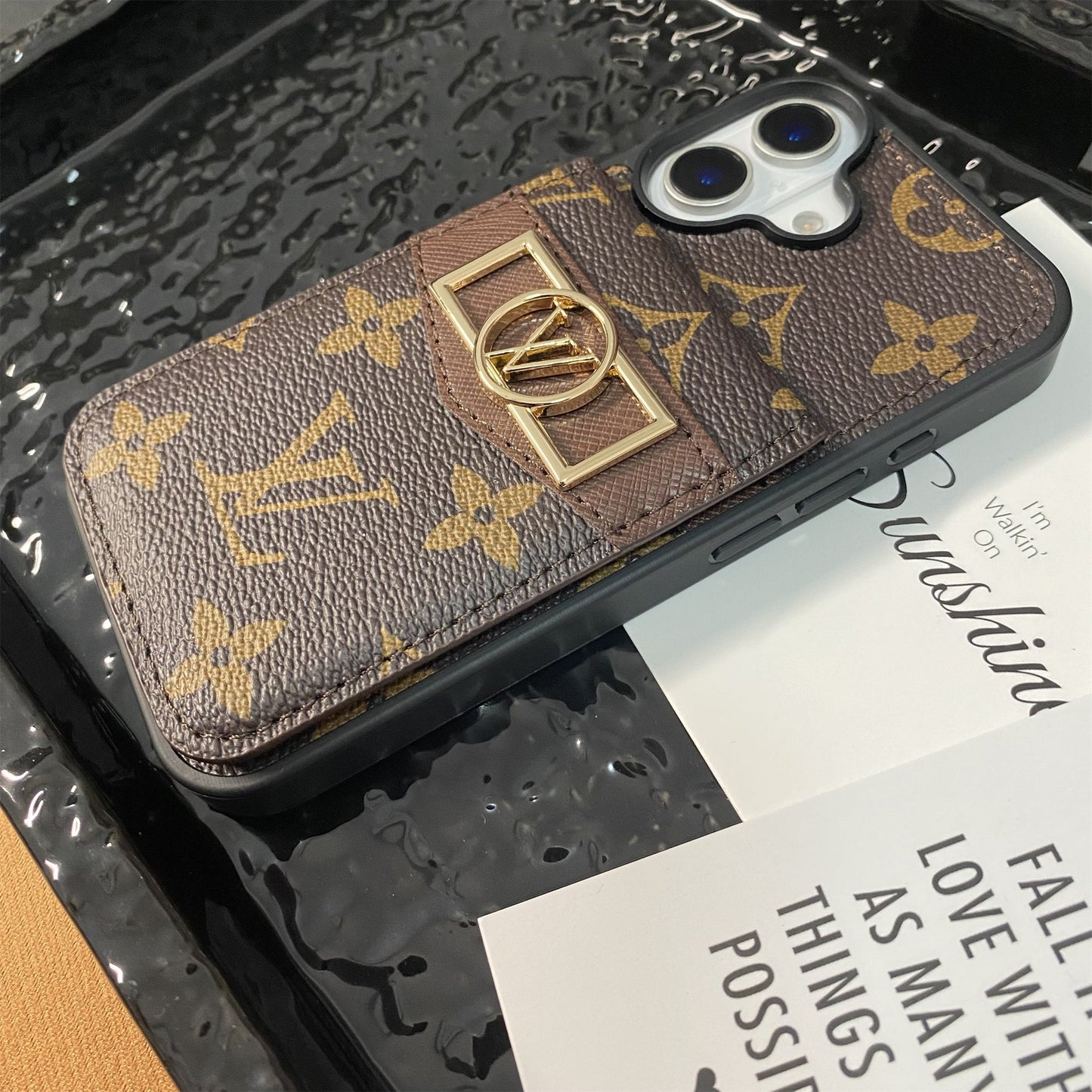 CLASSIC CIRCLE MONOGRAM CANVAS IPHONE CASE Roxy New 2