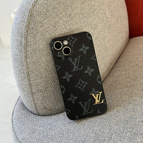 TRADITIONAL LOVE IPHONE CASE WITH CAMERA PROTECTION theroxymob